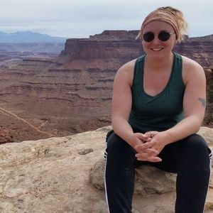 Meet your Posher, Jen